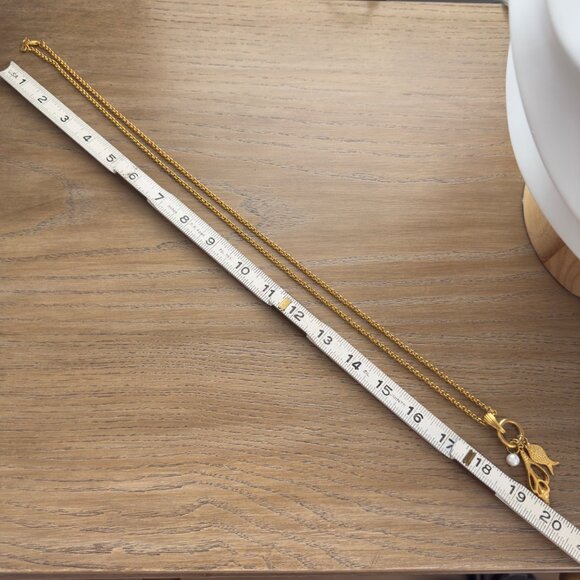 Gold-Tone Charm Necklace With Fish & Shell Pendants And Faux Pearl Accent - Picture 5 of 6